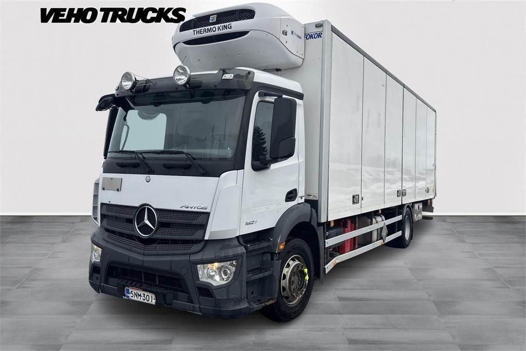 Mercedes-Benz ANTOS 1827L KSA Umpikori + PL-Nostin - Camião furgão: foto 1 Mercedes-Benz ANTOS 1827L KSA Umpikori + PL-Nostin - Camião furgão: foto 1