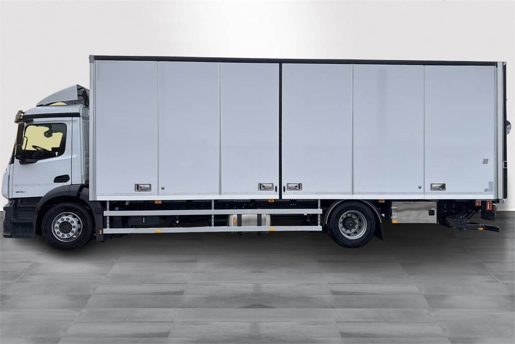 Mercedes-Benz Actros 1830 5 KSA - Camião isotérmico: foto 2 Mercedes-Benz Actros 1830 5 KSA - Camião isotérmico: foto 2