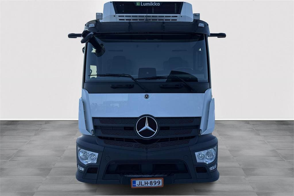 Mercedes-Benz Actros 1830L 5 SM FRC 2-lämpö(atp10/2025) - Camião isotérmico: foto 2 Mercedes-Benz Actros 1830L 5 SM FRC 2-lämpö(atp10/2025) - Camião isotérmico: foto 2
