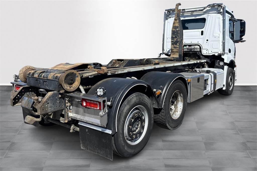 Mercedes-Benz Actros 2546 L Koukkulaite - Camião polibenne: foto 5 Mercedes-Benz Actros 2546 L Koukkulaite - Camião polibenne: foto 5