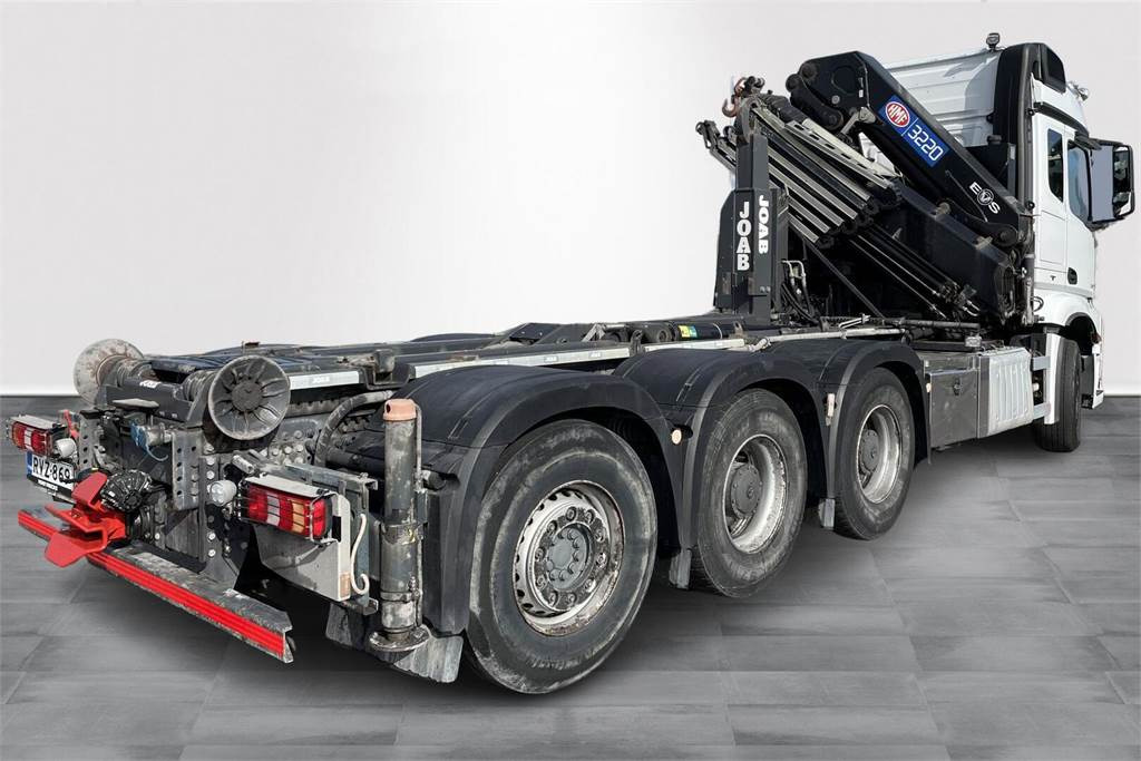 Mercedes-Benz Arocs 3251 8x4*4 - HMF 32 tm - Koukku - Camião grua: foto 5 Mercedes-Benz Arocs 3251 8x4*4 - HMF 32 tm - Koukku - Camião grua: foto 5