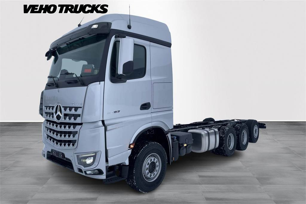 Mercedes-Benz Arocs 3263 LK/8x4 NLA UUSI ALUSTA - Camião chassi: foto 1 Mercedes-Benz Arocs 3263 LK/8x4 NLA UUSI ALUSTA - Camião chassi: foto 1