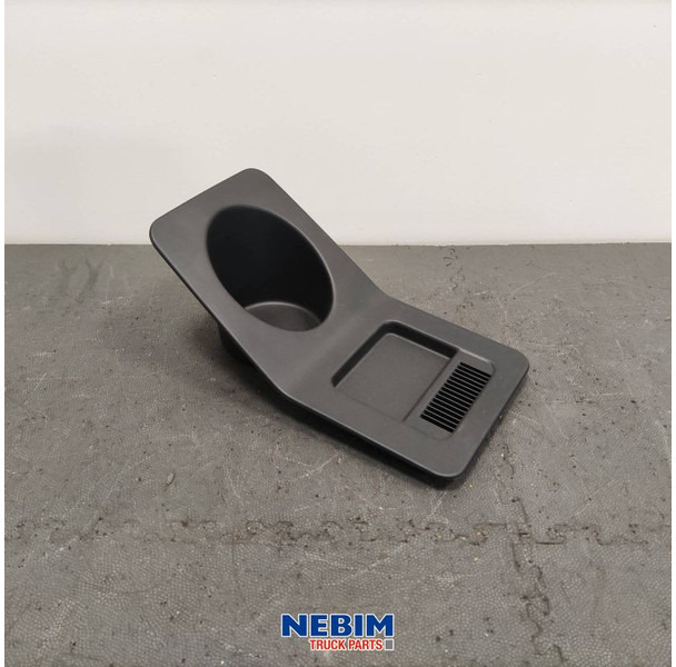 Volvo Volvo - 20806748 - Opbergvak FL/FE - Peça de reposição por Camião: foto 1 Volvo Volvo - 20806748 - Opbergvak FL/FE - Peça de reposição por Camião: foto 1