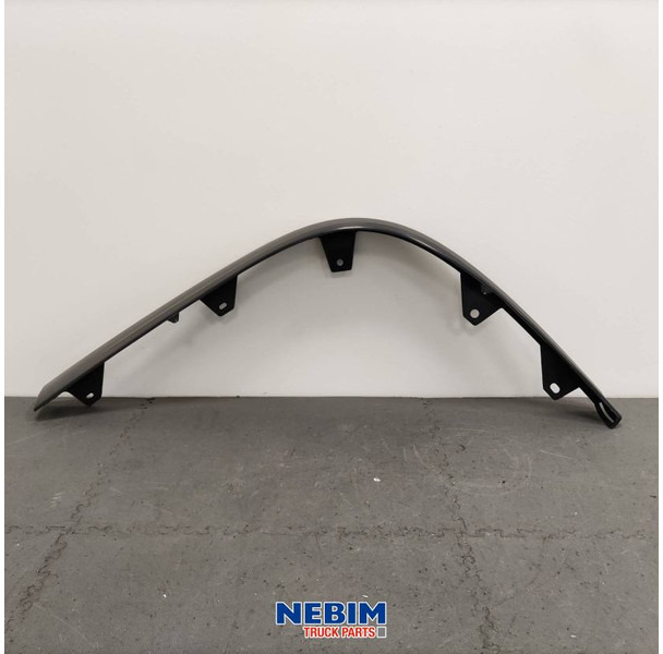 Volvo Volvo - 21495268 - Bumperspoiler FH4/5 / FM4/5 rechts - Peça de reposição por Camião: foto 1 Volvo Volvo - 21495268 - Bumperspoiler FH4/5 / FM4/5 rechts - Peça de reposição por Camião: foto 1
