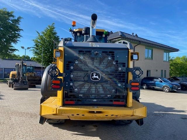 John Deere 744 P MIETE / RENTAL (12002126) - Pá carregadora de rodas: foto 4 John Deere 744 P MIETE / RENTAL (12002126) - Pá carregadora de rodas: foto 4