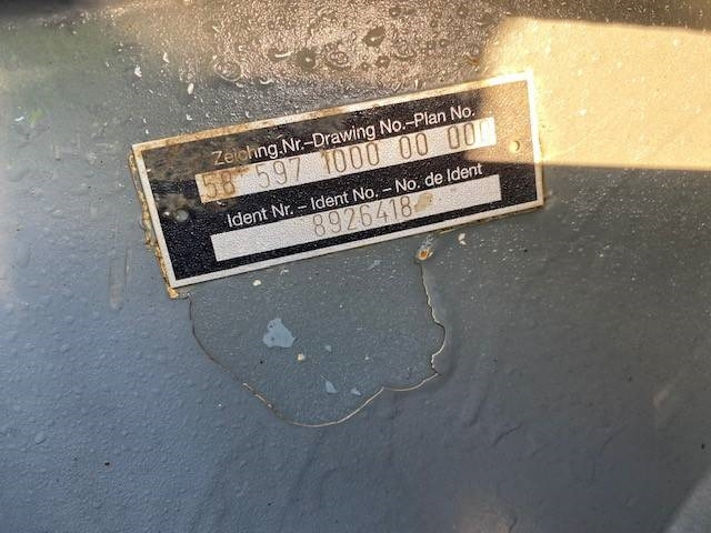 Liebherr (1884) L 586 Schaufel / bucket - Pá carregadora de rodas: foto 3 Liebherr (1884) L 586 Schaufel / bucket - Pá carregadora de rodas: foto 3