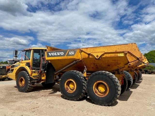 Volvo A 25 G MIETE / RENTAL (12000499) - Caminhão articulado: foto 3 Volvo A 25 G MIETE / RENTAL (12000499) - Caminhão articulado: foto 3