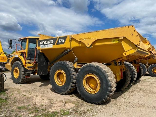 Volvo A 25 G MIETE / RENTAL (12001045) - Caminhão articulado: foto 2 Volvo A 25 G MIETE / RENTAL (12001045) - Caminhão articulado: foto 2
