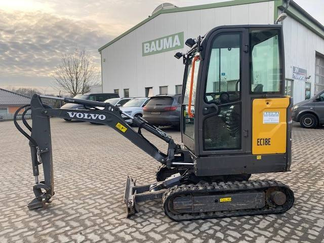Volvo EC 18 E MIETE / RENTAL (12001517) - Mini escavadeira: foto 2 Volvo EC 18 E MIETE / RENTAL (12001517) - Mini escavadeira: foto 2