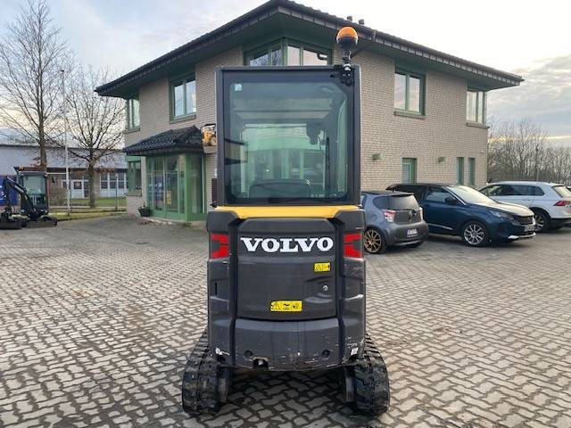 Volvo EC 18 E MIETE / RENTAL (12001517) - Mini escavadeira: foto 4 Volvo EC 18 E MIETE / RENTAL (12001517) - Mini escavadeira: foto 4