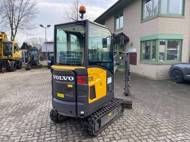 Volvo EC 20 E MIETE / RENTAL (12002071) - Mini escavadeira: foto 5 Volvo EC 20 E MIETE / RENTAL (12002071) - Mini escavadeira: foto 5