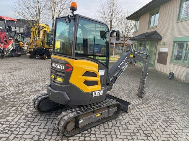 Volvo ECR 25 D MIETE / RENTAL (12001505) - Mini escavadeira: foto 5 Volvo ECR 25 D MIETE / RENTAL (12001505) - Mini escavadeira: foto 5