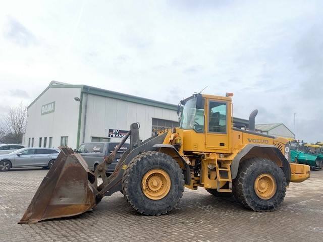 Volvo L 120 E (12005672) - Pá carregadora de rodas: foto 1 Volvo L 120 E (12005672) - Pá carregadora de rodas: foto 1