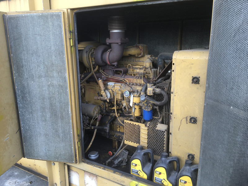 Gerador elétrico Caterpillar 3306B GENERATOR 225KVA USED: foto 7 Gerador elétrico Caterpillar 3306B GENERATOR 225KVA USED: foto 7