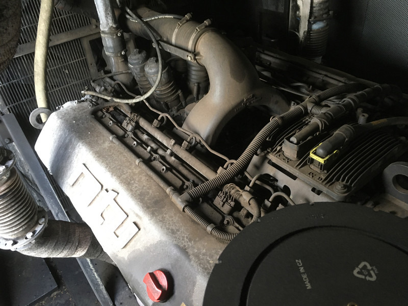 MTU 12V1600G10F GENERATOR 700KVA USED - Gerador elétrico: foto 2 MTU 12V1600G10F GENERATOR 700KVA USED - Gerador elétrico: foto 2