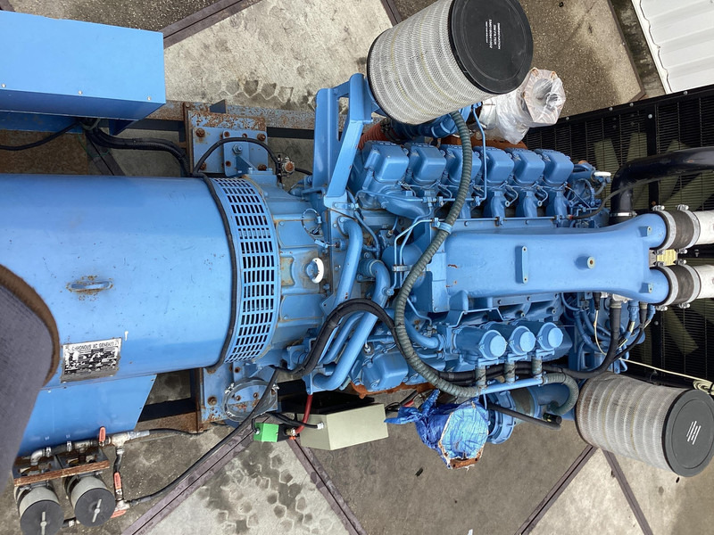 MTU 12V2000 GENERATOR 937KVA USED - Gerador elétrico: foto 3 MTU 12V2000 GENERATOR 937KVA USED - Gerador elétrico: foto 3