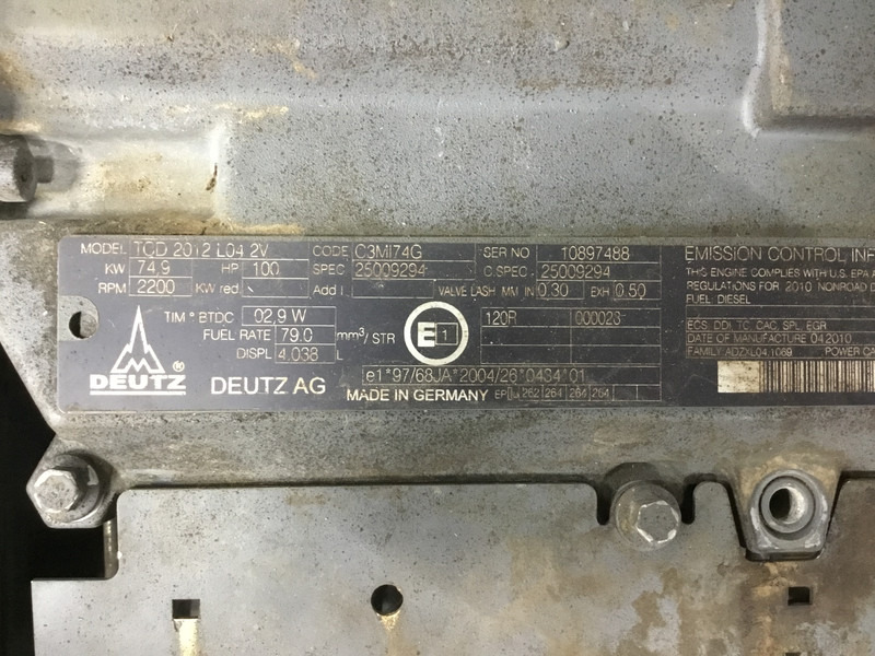 Máquina de construção Deutz TCD2012L04 2V MECH. FOR PARTS: foto 6