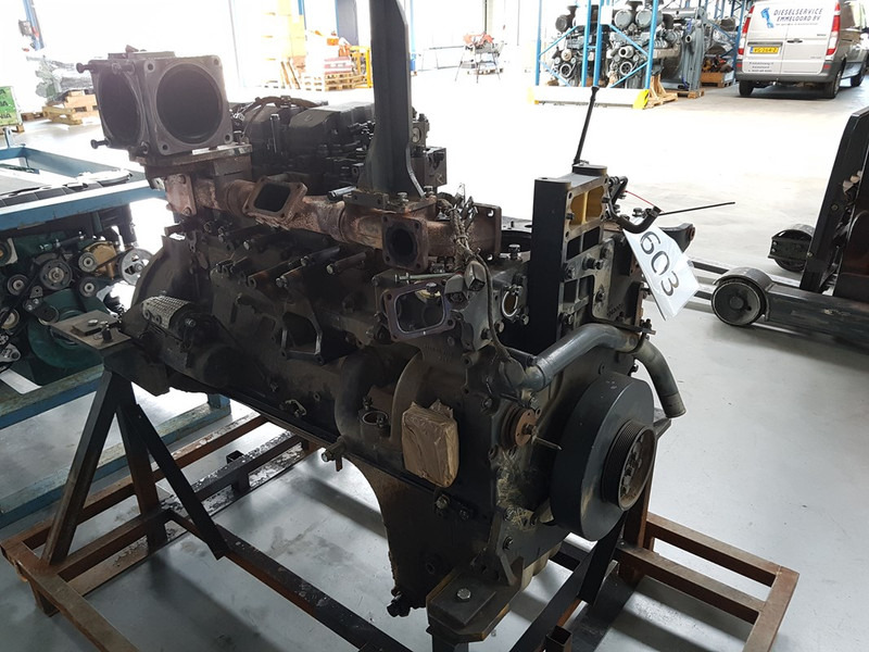 Komatsu SAA6D140E-6 FOR PARTS - Máquina de construção: foto 5 Komatsu SAA6D140E-6 FOR PARTS - Máquina de construção: foto 5