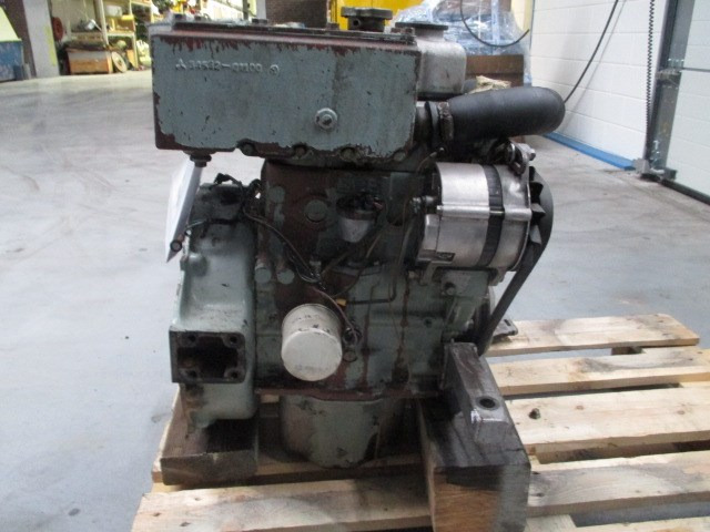 Mitsubishi S2E USED - Máquina de construção: foto 1 Mitsubishi S2E USED - Máquina de construção: foto 1