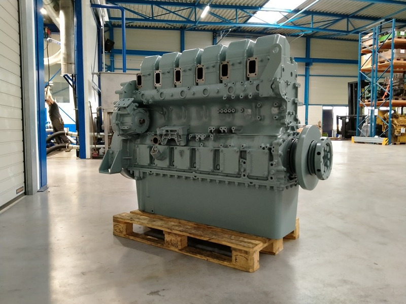 Mitsubishi S6A3-MPTK LONG-BLOCK - Máquina de construção: foto 1 Mitsubishi S6A3-MPTK LONG-BLOCK - Máquina de construção: foto 1