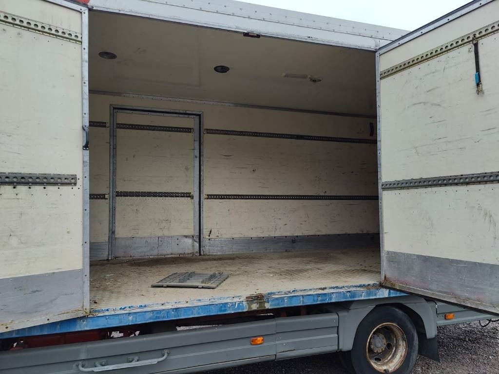 Mercedes-Benz Atego 1023 - Camião furgão: foto 5 Mercedes-Benz Atego 1023 - Camião furgão: foto 5