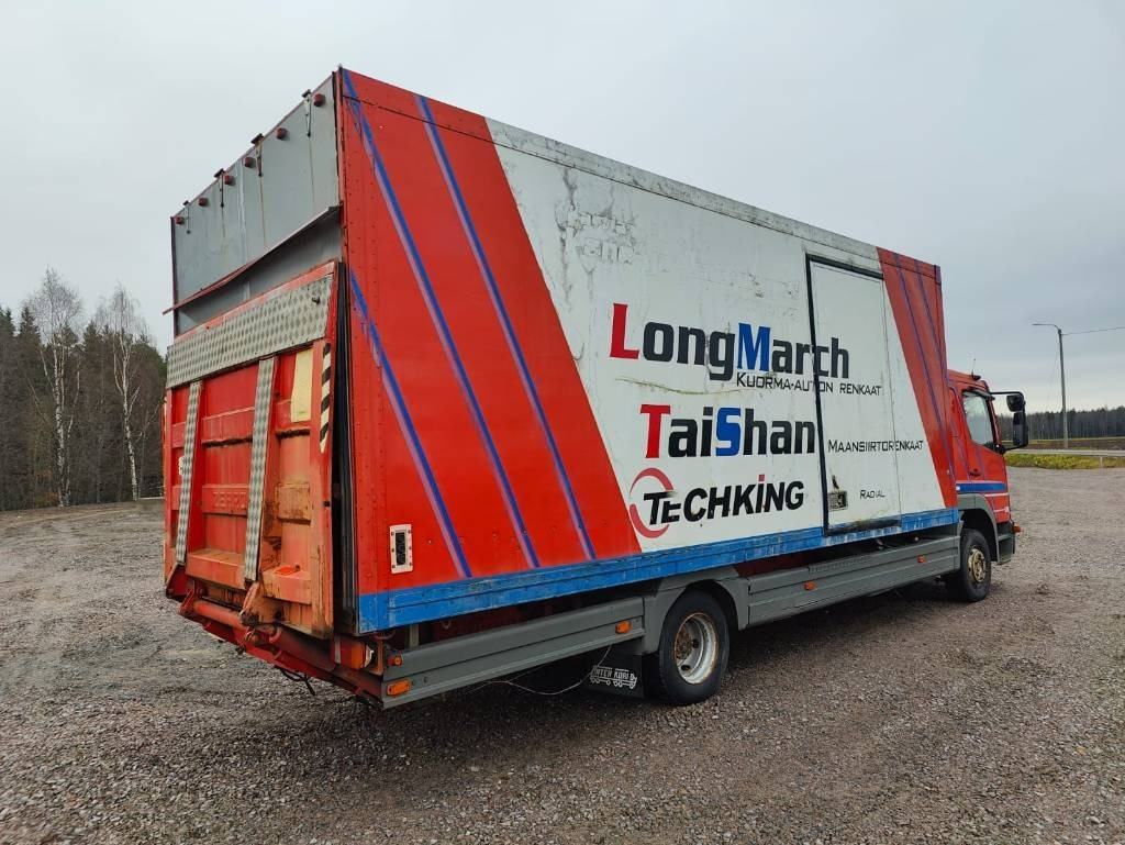 Mercedes-Benz Atego 1023 - Camião furgão: foto 4 Mercedes-Benz Atego 1023 - Camião furgão: foto 4