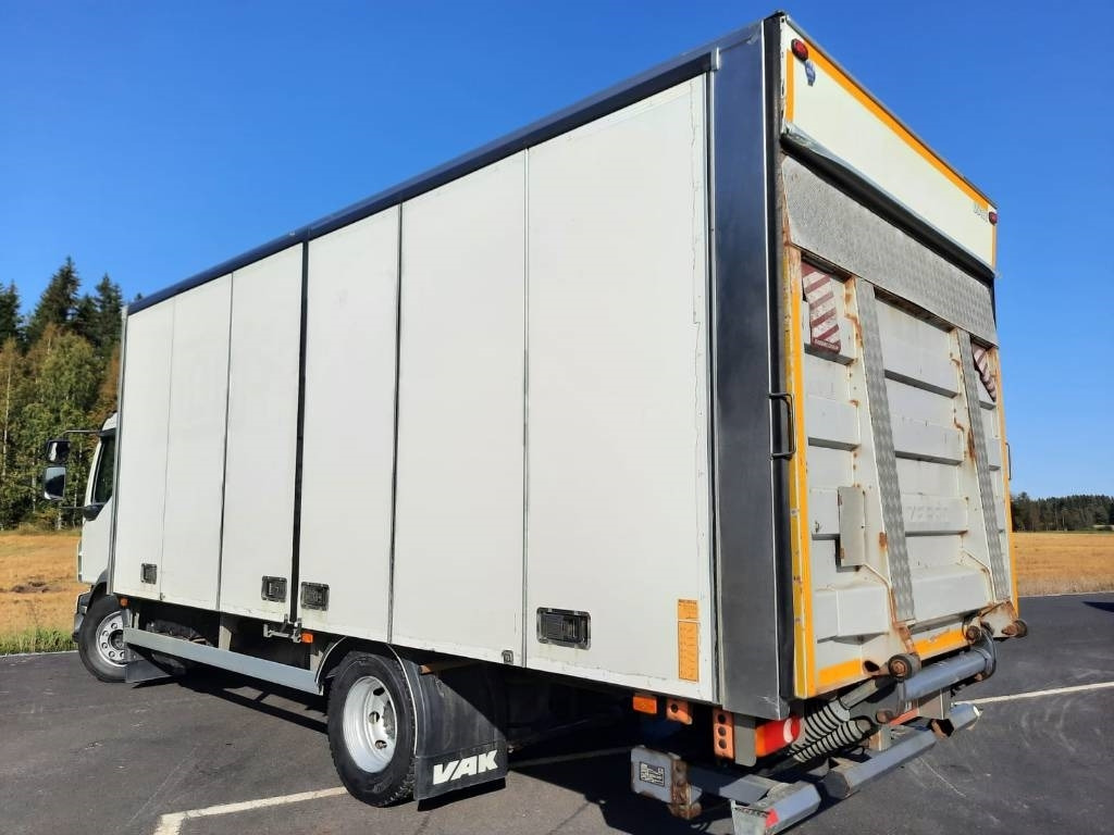 Volvo FL 240 - Camião furgão: foto 3 Volvo FL 240 - Camião furgão: foto 3