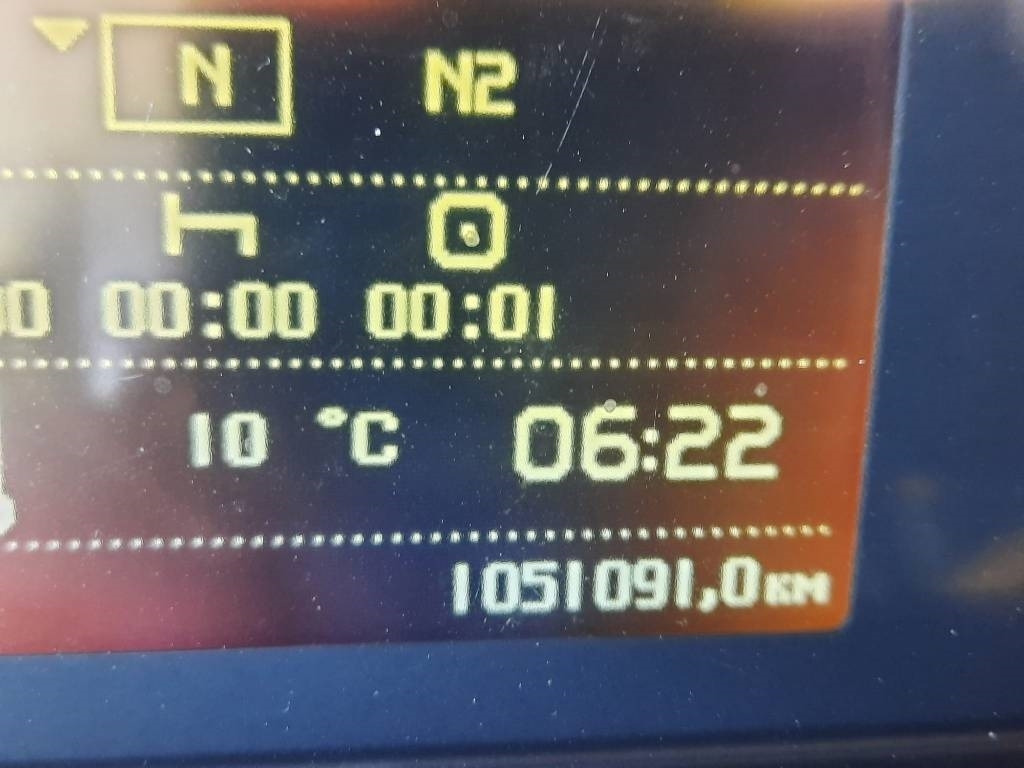 Camião transportador de contêineres/ Caixa móvel Volvo FM-11: foto 10