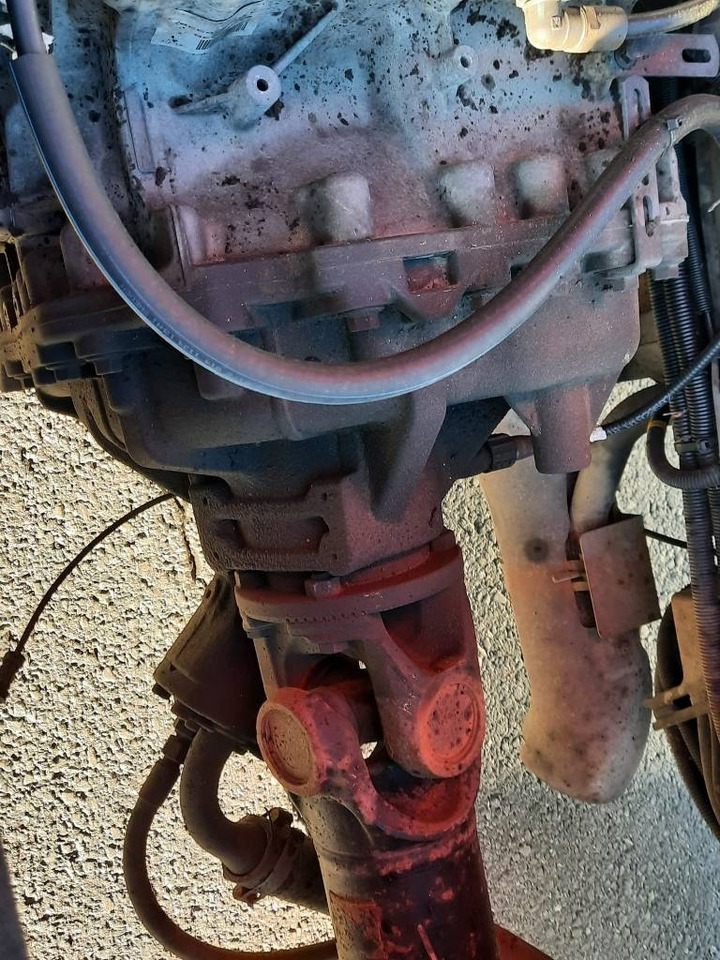 Camião transportador de contêineres/ Caixa móvel Volvo FM-11: foto 11