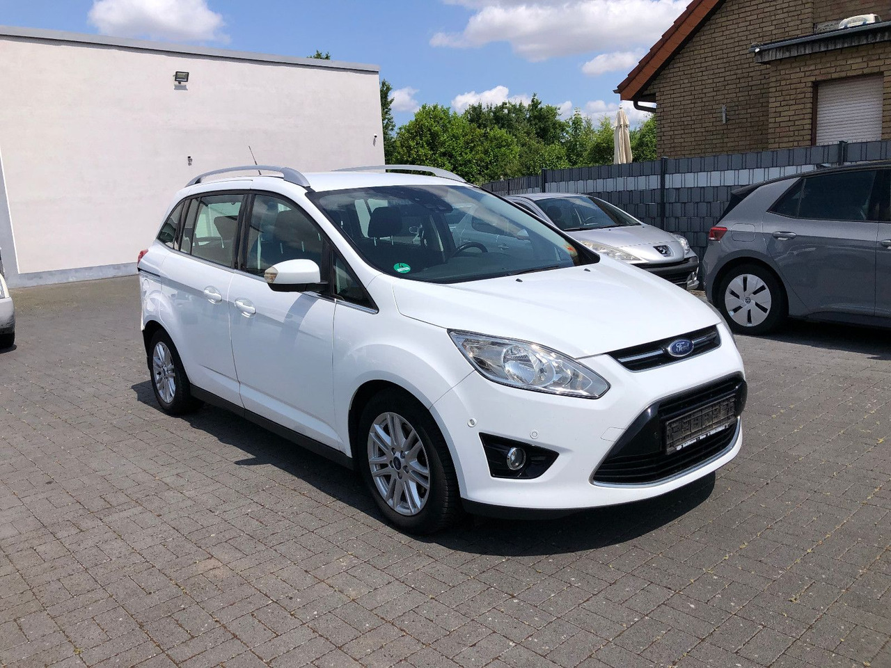 Ford Grand C-Max 2.0 TDCi Titanium - Furgão de passageiros: foto 1 Ford Grand C-Max 2.0 TDCi Titanium - Furgão de passageiros: foto 1