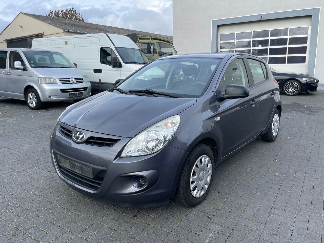 Hyundai i20 - Sedan: foto 3 Hyundai i20 - Sedan: foto 3