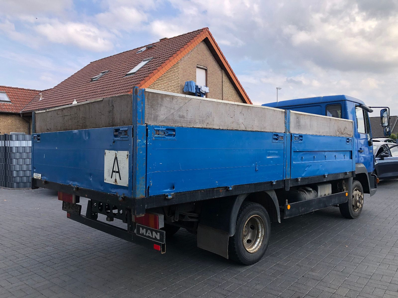 MAN LE 140 C Klima, Tempomat, TÜV 11-2025 - Carrinha de caixa aberta: foto 4 MAN LE 140 C Klima, Tempomat, TÜV 11-2025 - Carrinha de caixa aberta: foto 4