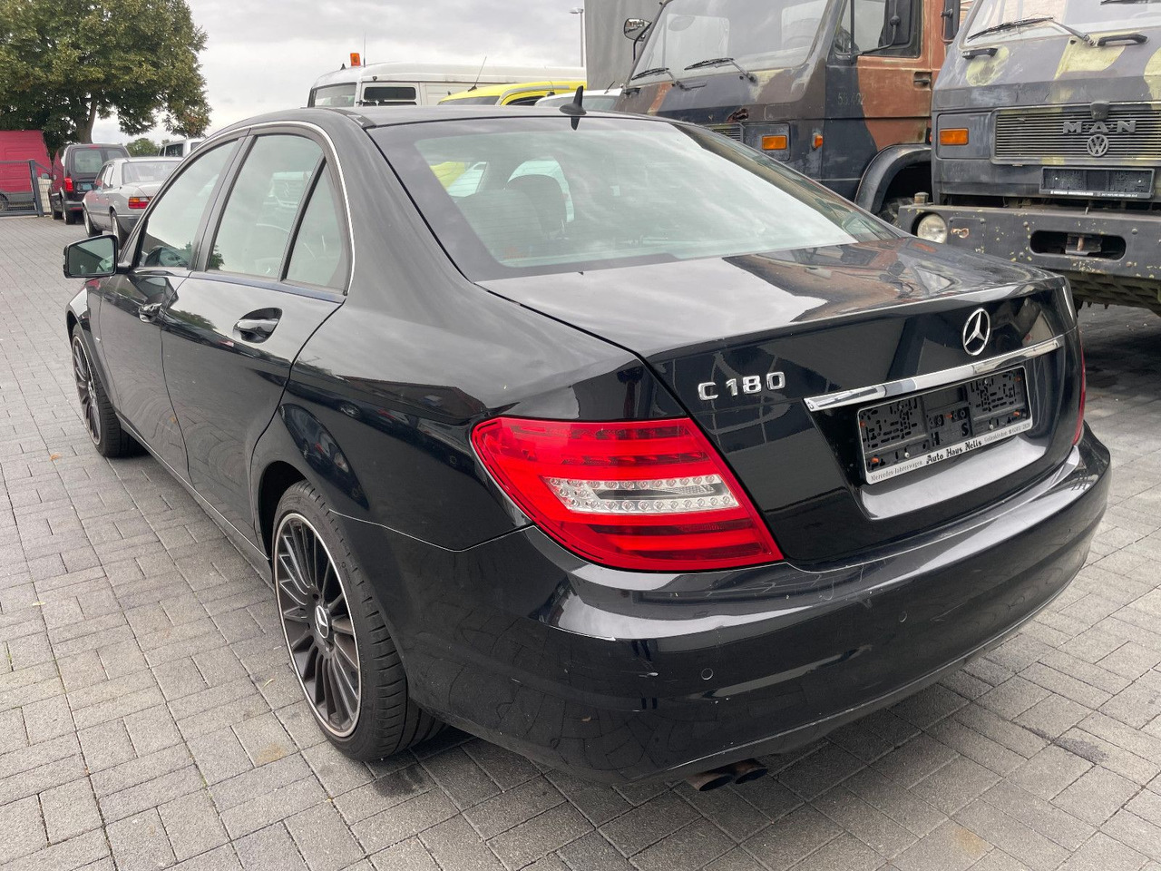 Mercedes-Benz C 180 C -Klasse Lim. C 180 CGI BlueEfficiency - Sedan: foto 4 Mercedes-Benz C 180 C -Klasse Lim. C 180 CGI BlueEfficiency - Sedan: foto 4