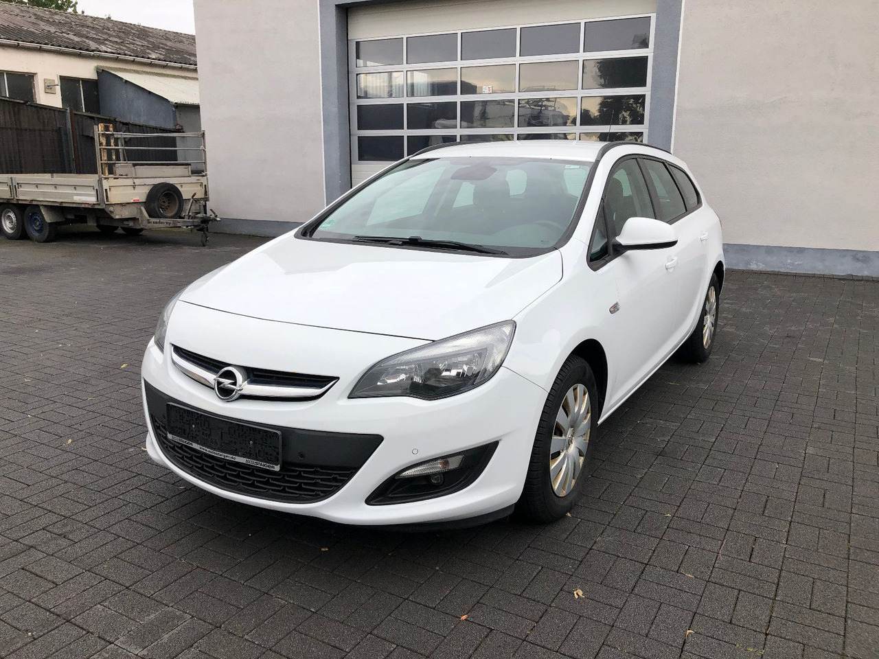 Opel Astra J 1.6 CDTi Sports Tourer Edition - Carrinha: foto 1 Opel Astra J 1.6 CDTi Sports Tourer Edition - Carrinha: foto 1