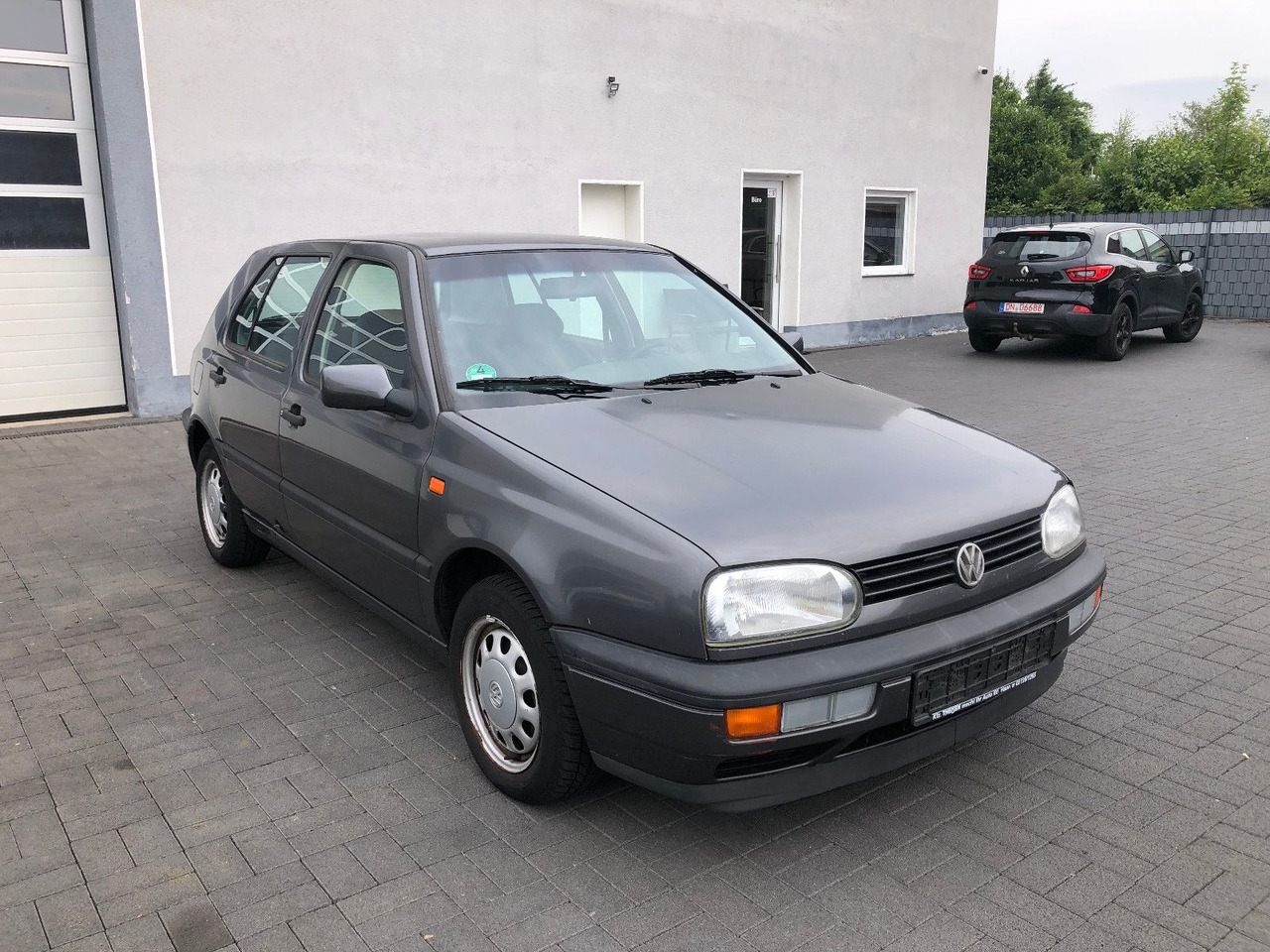 Volkswagen Golf 1.8 GL Klima - Sedan: foto 1 Volkswagen Golf 1.8 GL Klima - Sedan: foto 1