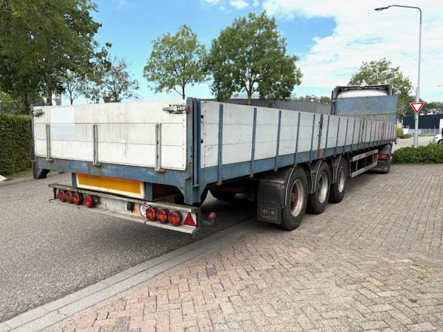 LAG 0-3-39-L 3-AXLE 13.60M. OPEN TRAILER WITH ALUMINIUM SIDE BORDS (FULL STEEL CHASSIS / DRUM BRAKES / ABS-BRAKE SYSTEM / WOODEN FLO - Semi-reboque plataforma/ Caixa aberta: foto 3 LAG 0-3-39-L 3-AXLE 13.60M. OPEN TRAILER WITH ALUMINIUM SIDE BORDS (FULL STEEL CHASSIS / DRUM BRAKES / ABS-BRAKE SYSTEM / WOODEN FLO - Semi-reboque plataforma/ Caixa aberta: foto 3