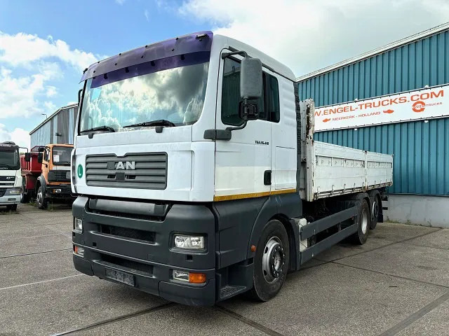 MAN TGA 26.410 XL 6x2 KIPPER (6-CILINDER HEADS) (ZF16 MANUAL GEARBOX / LIFT-AXLE / HYDRAULIC KIT / AIRCONDITIONING) - Camião basculante: foto 1 MAN TGA 26.410 XL 6x2 KIPPER (6-CILINDER HEADS) (ZF16 MANUAL GEARBOX / LIFT-AXLE / HYDRAULIC KIT / AIRCONDITIONING) - Camião basculante: foto 1