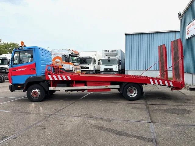 Mercedes-Benz LK 814 RECOVERY TRUCK / CAR-MACHINE TRANSPORTER (6-CILINDER / MANUAL GEARBOX / FULL STEEL SUSPENSION / WINCH / HYDRAULIC RAMPS) - Camião transporte de veículos: foto 5 Mercedes-Benz LK 814 RECOVERY TRUCK / CAR-MACHINE TRANSPORTER (6-CILINDER / MANUAL GEARBOX / FULL STEEL SUSPENSION / WINCH / HYDRAULIC RAMPS) - Camião transporte de veículos: foto 5