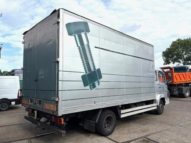Mercedes-Benz LK 817 (6-CILINDER) ORIGINAL DUTCH TRUCK WITH CLOSED BOX (MANUAL GEARBOX / FULL STEEL SUSPENSION) - Camião furgão: foto 3 Mercedes-Benz LK 817 (6-CILINDER) ORIGINAL DUTCH TRUCK WITH CLOSED BOX (MANUAL GEARBOX / FULL STEEL SUSPENSION) - Camião furgão: foto 3