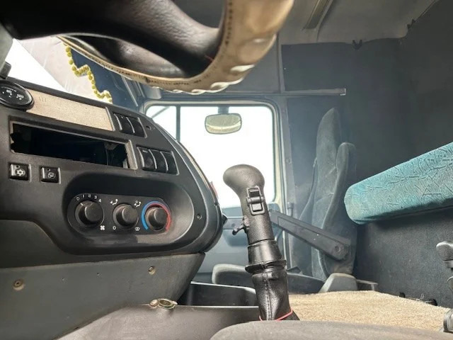 Tractor DAF 95.380 XF SPACECAB (EURO 2 (MECHANICAL PUMP & INJECTORS) / ZF16 MANUAL GEARBOX / AIRCONDITIONING): foto 7