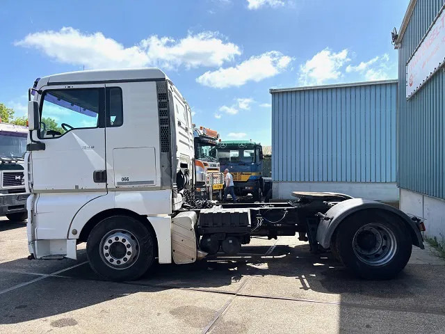 MAN TGA 18.410 BLS XL (6-CILINDERHEADS) (ZF16 MANUAL GEARBOX / ZF-INTARDER / P.T.O.) - Tractor: foto 5 MAN TGA 18.410 BLS XL (6-CILINDERHEADS) (ZF16 MANUAL GEARBOX / ZF-INTARDER / P.T.O.) - Tractor: foto 5
