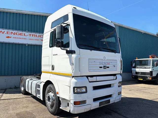 MAN TGA 18.410 FLS XXL (6-CILINDER HEADS / ZF16 MANUAL GEARBOX / ZF-INTARDER / HYDRAULIC KIT / P.T.O. / AIRCONDITIONING) - Tractor: foto 2 MAN TGA 18.410 FLS XXL (6-CILINDER HEADS / ZF16 MANUAL GEARBOX / ZF-INTARDER / HYDRAULIC KIT / P.T.O. / AIRCONDITIONING) - Tractor: foto 2