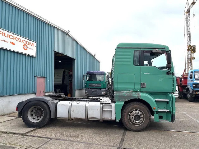 MAN TGA 18.460 FLT XL (6-CILINDER HEADS / ZF16 MANUAL GEARBOX / ZF-INTARDER / AIRCONDITIONING) - Tractor: foto 4 MAN TGA 18.460 FLT XL (6-CILINDER HEADS / ZF16 MANUAL GEARBOX / ZF-INTARDER / AIRCONDITIONING) - Tractor: foto 4