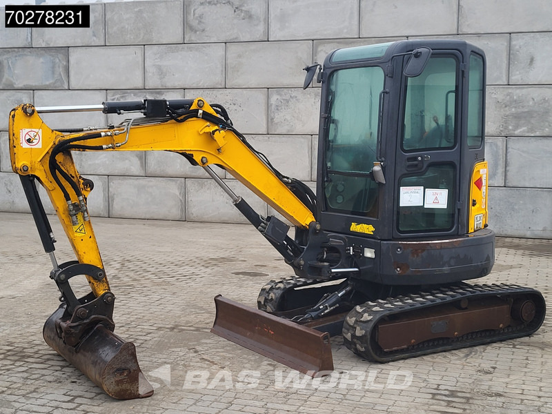 Bobcat E26 EM - Mini escavadeira: foto 2 Bobcat E26 EM - Mini escavadeira: foto 2