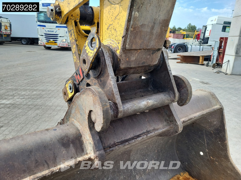 Escavadora de rastos Caterpillar 323 D L: foto 12