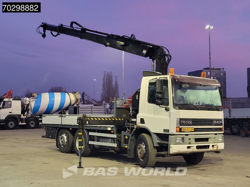 DAF 75CF.250 CF 6X2 HIAB 190W3 Crane Kran Remote Rotator Steering Axle Automatic Euro 3 - Camião de caixa aberta/ Plataforma, Camião grua: foto 3 DAF 75CF.250 CF 6X2 HIAB 190W3 Crane Kran Remote Rotator Steering Axle Automatic Euro 3 - Camião de caixa aberta/ Plataforma, Camião grua: foto 3