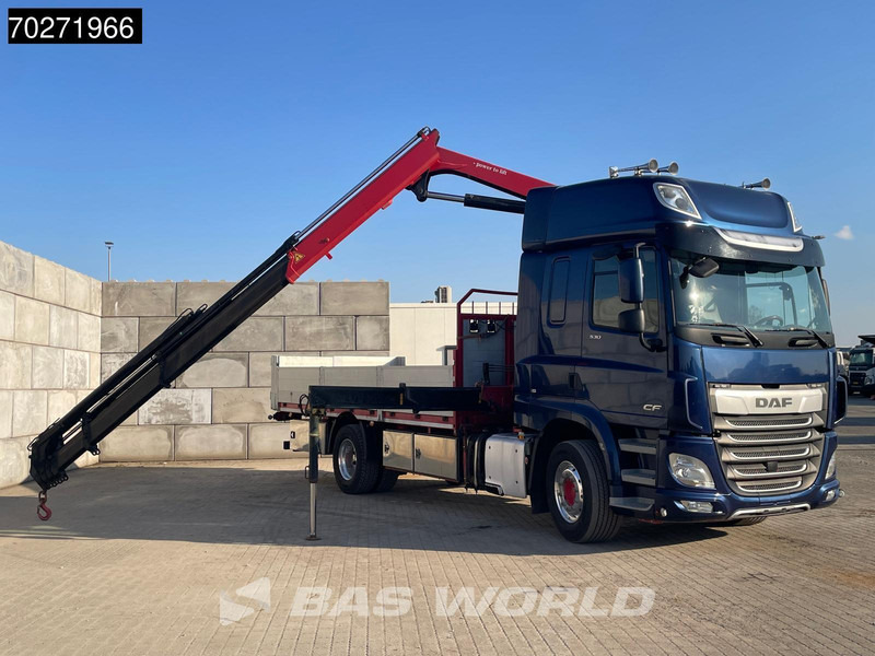 DAF CF 530 4X2 HMF 1820-RC Kran Crane Retarder Space cab Euro 6 - Camião de caixa aberta/ Plataforma, Camião grua: foto 5 DAF CF 530 4X2 HMF 1820-RC Kran Crane Retarder Space cab Euro 6 - Camião de caixa aberta/ Plataforma, Camião grua: foto 5