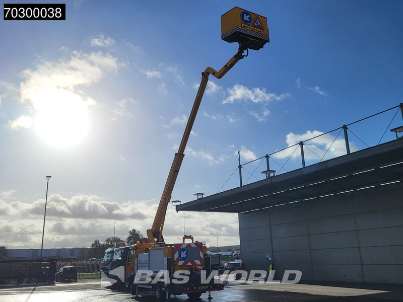 DAF LF45.180 LF 4X2 NL-Truck Ruthmann 18mtr Telescopic Arm Hubarbeitsbühne Automatic Euro 5 - Camião grua: foto 5 DAF LF45.180 LF 4X2 NL-Truck Ruthmann 18mtr Telescopic Arm Hubarbeitsbühne Automatic Euro 5 - Camião grua: foto 5