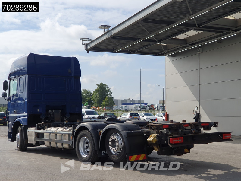 DAF XF 460 XF 6X2 SSC BDF Retarder 2xTanks Liftachse LED ACC - Camião transportador de contêineres/ Caixa móvel: foto 2 DAF XF 460 XF 6X2 SSC BDF Retarder 2xTanks Liftachse LED ACC - Camião transportador de contêineres/ Caixa móvel: foto 2