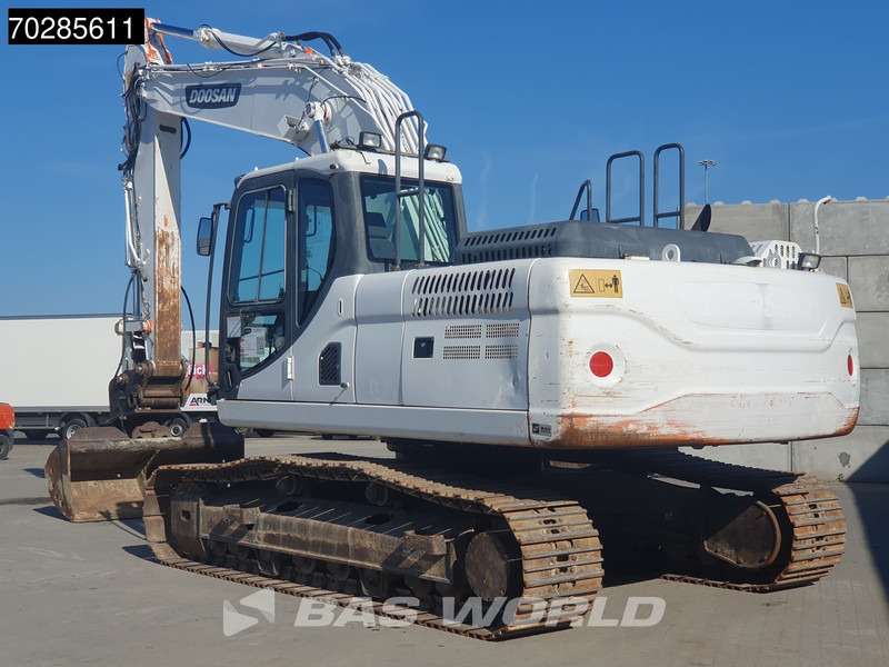 Doosan DX225 LC-3 3 BUCKETS - Escavadora de rastos: foto 3 Doosan DX225 LC-3 3 BUCKETS - Escavadora de rastos: foto 3